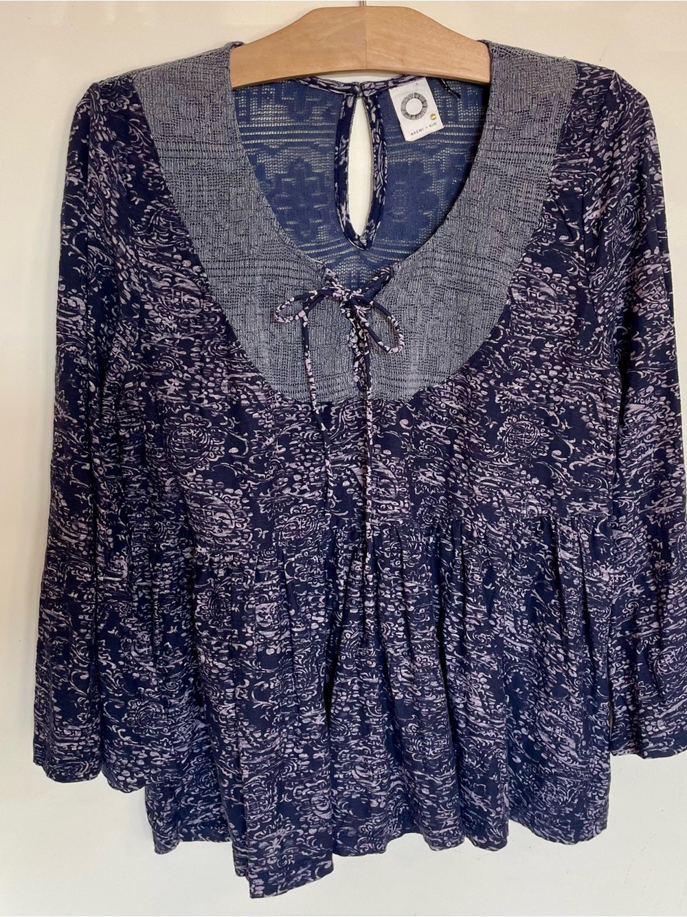 Anthropologie Akemi + Kin Boho Paisley Tunic Blouse Bell Sleeve Navy Purple
